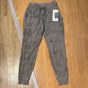 Lululemon Gray Jogger Thread Dye Pants